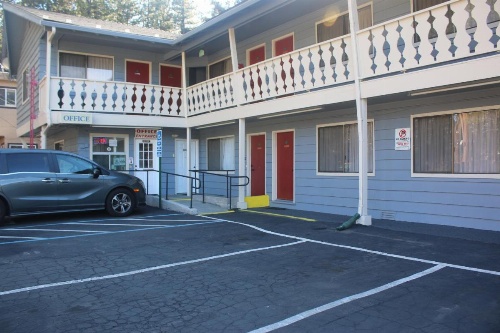 Thunderchief Inn image 24